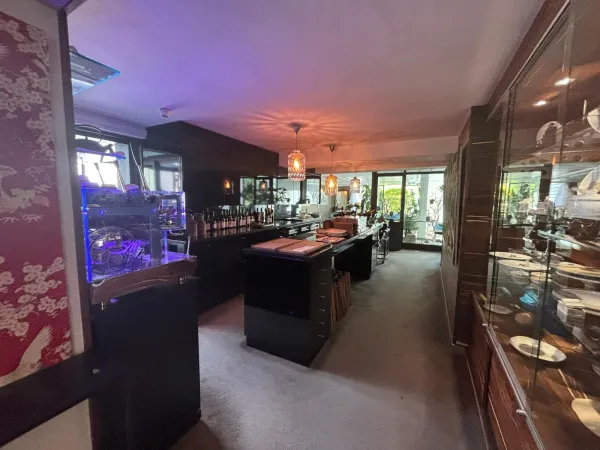 The intimate bar