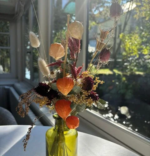 Pont-Aven restaurant flowers